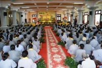 Nam Định: Gần 3000 Phật tử tham dự khóa tu Một ngày an lạc tại chùa Linh Ứng