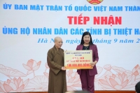 Tăng Ni, Phật tử Phật giáo Hà Nội chung tay cùng Mặt trận Tổ quốc thành phố chia sẻ khó khăn với nhân dân vùng lũ