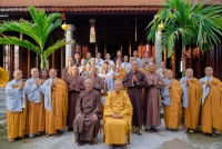 Hòa thượng Chủ tịch HĐTS thăm chùa Cảm Sơn - Hà Tĩnh