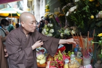 BTS Phật giáo Hà Nội chia sẻ nỗi đau với những nạn nhân trong vụ hỏa hoạn tại chung cư mini Khương Hạ