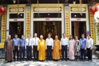 Lãnh đạo các cơ quan ban ngành Thành phố Hà Nội chúc mừng HT.Thích Bảo Nghiêm nhân mùa Phật đản PL.2567